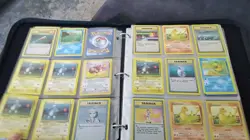 Pokemon Cards - Vintage 100+ Cards including binder and Holo. - Image 2