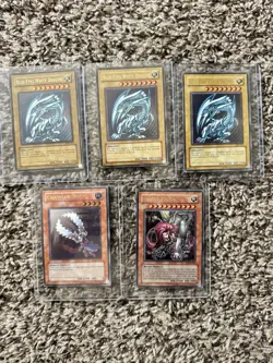Lot Of 5 Ultra Rare Yu-Gi-Oh Cards. Holo. Blue Eyed White Dragon. LP-MP - Image 1