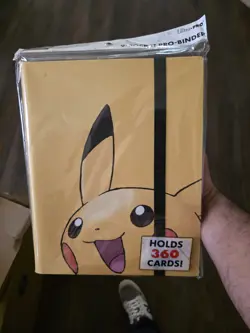Ultra Pro Pokemon Pikachu 9-Pocket Pro Binder Holds Up to 360 Cards - Image 1