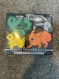 Sealed Pokemon Sword and Shield Evolving Skies Elite Trainer Box ETB TCG - Image 1