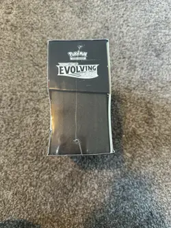 Sealed Pokemon Sword and Shield Evolving Skies Elite Trainer Box ETB TCG - Image 3