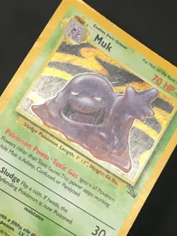 Pokemon TCG Muk 13/62 Fossil Unlimited Holo Rare WOTC MP/HP - Image 2