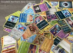 2.5LB Lot of Various Pokemon Cards TCG CCG Mixed Trading Cards - Image 2