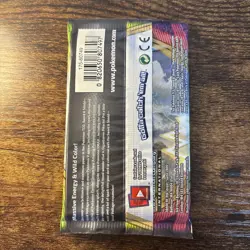 Pokemon TCG Sword & Shield: Vivid Voltage Booster Pack - Image 2
