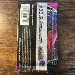 Pokemon TCG Sword& Shield: Fusion Strike Booster Pack - Image 2