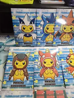 Poncho Pikachu FULL SET Of 9 heart holo Pokemon Database Merry Christmas(peru) - Image 3