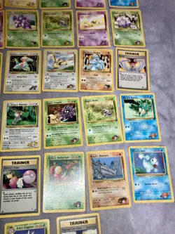 Pokemon Card lot of 33 Gym Heroes and Challenge 1999-2000 WOTC Pikachu Gastly HP - Image 5