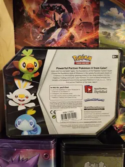 2020 Pokemon TCG Galar Partners Tin Cinderace V Red New Sealed - Image 2