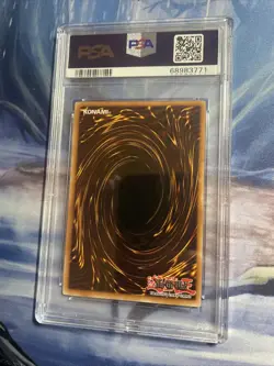 2004 Yugioh - 1st Edition Dark Magician - FOIL SHIFT - SYE-001 - PSA 8 - Image 4
