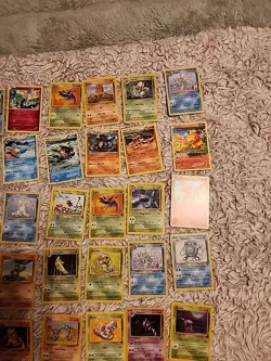 Pokemon Card Lot Of 100 - 23 Holos Included! - Image 4