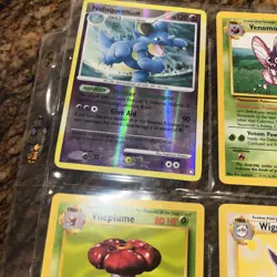 Huge Vintage Bulk Base & Several Foil Pokemon Card Lot 2 - Image 5