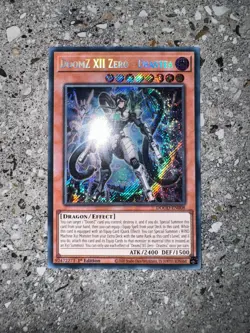 Yugioh TCG DoomZ XII Zero - Drastea DOOD-EN008 Secret Rare 1st Edition NM-M - Image 3