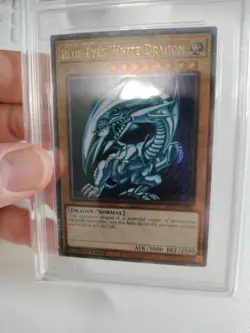 Blue-Eyes White Dragon MP24-EN001 YuGiOh 25th Anniversary Tin: Dueling Mirrors - Image 4