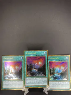Yugioh Kozmotown PGL3-EN032 Gold Secret Rare 1st Ed NM x3 - Image 1
