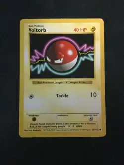 VOLTORB 1999 Pokemon Base Set SHADOWLESS Card 67/102 RARE (Has Some Wear) - Image 1