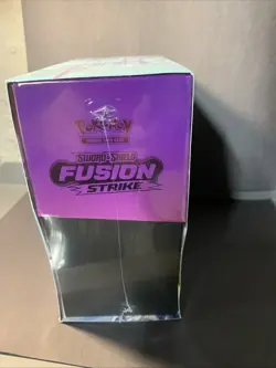 Fusion Strike Pokemon Center Sword and Shield Elite Trainer Box ETB [Sealed] - Image 3