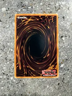 Yugioh TCG DoomZ V Five - Amalthe DOOD-EN009 Ultra Rare 1st Edition NM-M - Image 2