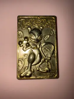 Pokemon 23K Gold Plated Mewtwo Trading Card 1999 Burger King Limited Edition - Image 1