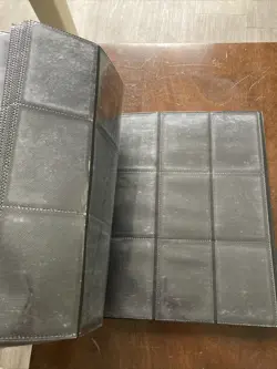 Pokemon Trading Card Game Binder 2014 Ultra Pro Pikachu 360 card capacity - Image 4