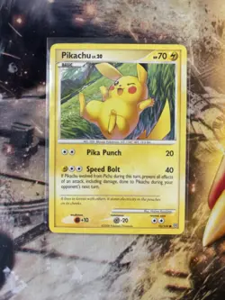 Pikachu 70/100 Stormfront Non Holo Pokemon TCG Card - Image 3