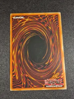 Yugioh - Dark Magician SS01-ENA01 1st Edition Common NM - Image 2