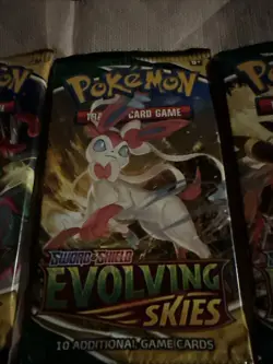 3X Evolving Skies Booster Packs Pokemon TCG FAST SHIPPING (Umb,Ray,Syl) Lot - Image 2
