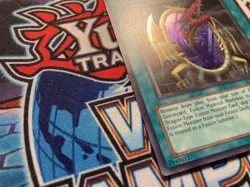 Dragon’s Mirror DR04-EN040 Super Rare VLP Yugioh Card - Image 2