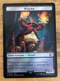 MTG Final Fantasy Token, Hero 0003 / Wizard 0014 - Foil - Image 2
