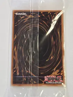 Tea & Dark Magician Girl TKN5-EN022 SEALED Super Rare Yugioh Token Card Mint - Image 2