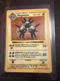 Pokemon TCG Magneton Base Set Holo Shadowless Rare Card 9/102 MP￼ - Image 1