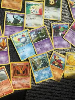 Lot of Random Pokemon Cards - Image 4