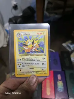 Pokemon Card Singles Lot - Image 1