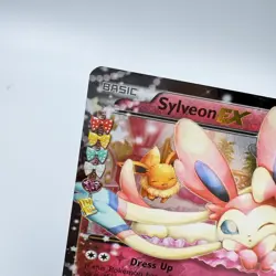 Sylveon EX RC21/RC32 Generations Radiant Collection Pokemon Card NM Holo Rare - Image 2