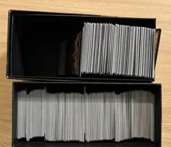 MTG Card Lot Roughly Over 700 Cards Common, Uncommons And Rares Foils & Alt Arts - Image 2