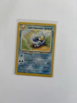 2002 Pokemon Neo Destiny Light Vaporeon 52/105 LP+ - Image 1