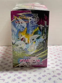 Pokemon TCG: Sword & Shield - Fusion Strike Booster Box - 36 Packs - Image 4