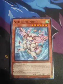 Yugioh! Silk Bomb Moth DOOD-EN088 COMMON Doom of Dimensions - Image 1