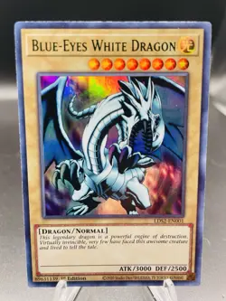 Yugioh Blue-Eyes White Dragon LDS2-EN001 (GREEN) Ultra Rare 1st Edition LP - Image 1
