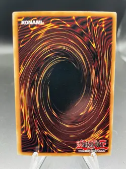 Yugioh Blue-Eyes White Dragon LDS2-EN001 (PURPLE) Ultra Rare 1st Edition LP - Image 2