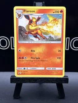 Flareon SM186 Ultra Rare Regular Black Star Promo Pokemon Card LP - Image 2