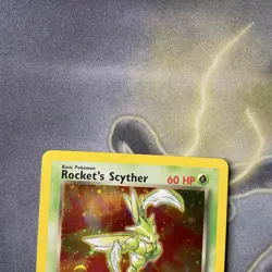 Rocket's Scyther Holo Gym Heroes Card 013/132 Pokemon TCG - NM + SWIRL - Image 2
