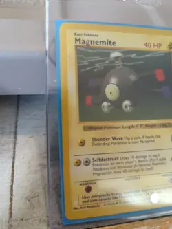 Pokemon TCG Magnemite 53/102 Base Set Shadowless Unlimited Common Card - Image 2