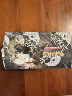 Pokemon TCG Sword & Shield Vivid Voltage Booster Box 36 Booster Packs Sealed - Image 3