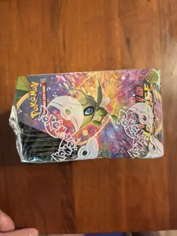 Pokemon TCG Sword & Shield Vivid Voltage Booster Box 36 Booster Packs Sealed - Image 5