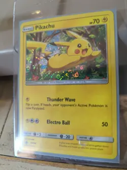 Pokemon Pikachu TCG SM04 Sun & Moon Black Star Promo Card Holo - Image 3