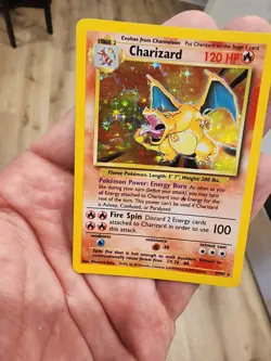 Charizard Pokemon Card Holographic Rare base set 4/102 - Image 1