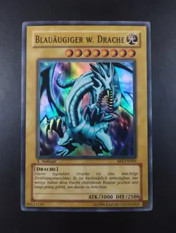YUGIOH 2004 | BLUE-EYES WHITE DRAGON | SKE-DE001 | 1ST GERMAN | VG - EXCELLENT - Image 1