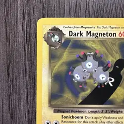 Dark Magneton 28/82 Team Rocket Rare MP Pokemon Card Vintage WOTC Pokemon - Image 2