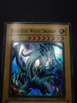 YUGIOH 2004 | BLUE-EYES WHITE DRAGON | SKE-001 | 1ST EDT | EXCELLENT - NM - Image 4