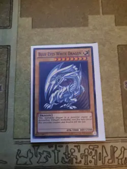 YUGIOH BLUE-EYES WHITE DRAGON DPKB-EN001 SUPER UNLIMITED ED NM - Image 1